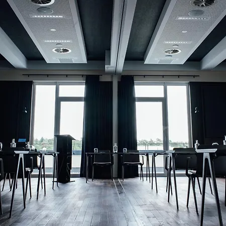 Meet Eat Sleep Konferenzzentrum In カールスルーエ