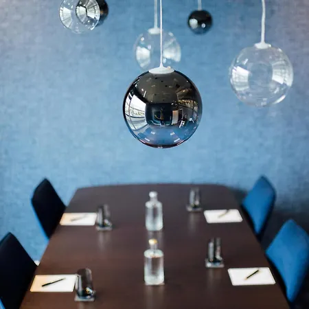 ホテル Meet Eat Sleep Konferenzzentrum In